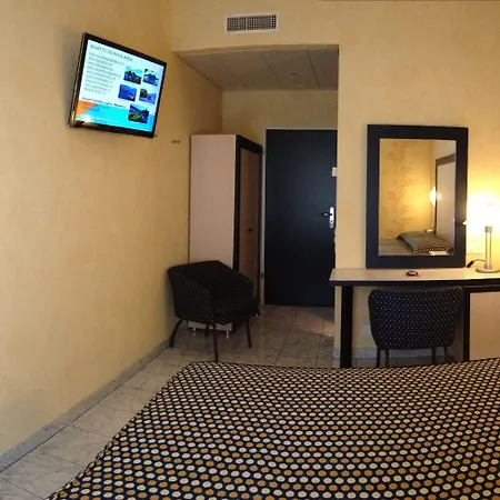 Готель Continental Parkhotel 3*