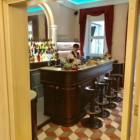 Continental Parkhotel Hotel