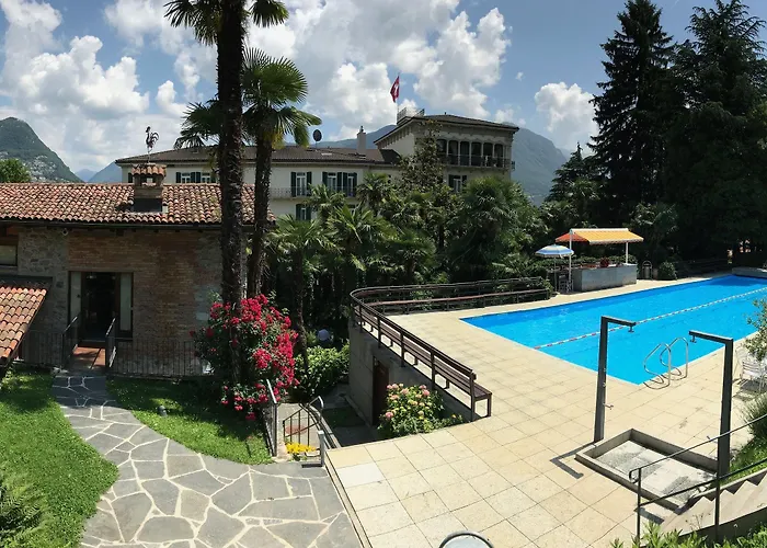 Continental Parkhotel 3*